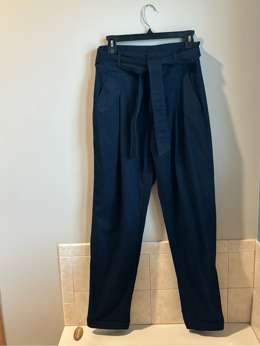 Polo Ralph Lauren Women’s High-Waist Navy Paperbag Pleated, Belted Chino size 4